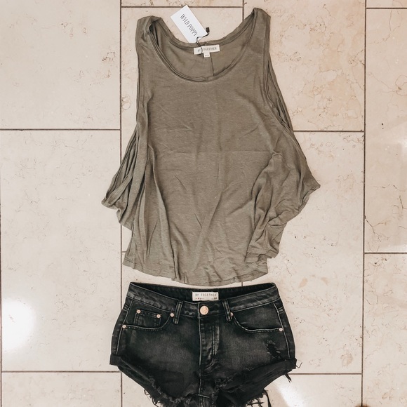 New! Raw Edge Tank Top - Olive - Picture 2 of 3